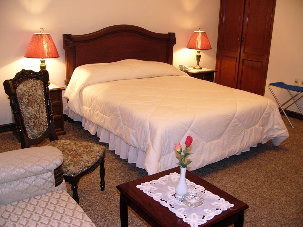 Hotel Independencia Sucre Quarto foto
